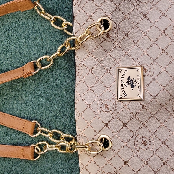 Beverly Hills Polo Club    Shoulder Bag - Picture 2 of 5